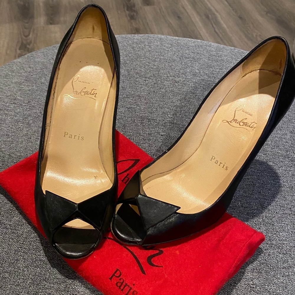 Christian Louboutin Black Bow Peep Toe Size 37